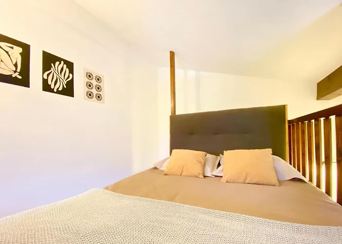 Le Coin Cosy Des 4 Tetes - Balcon - Netflix