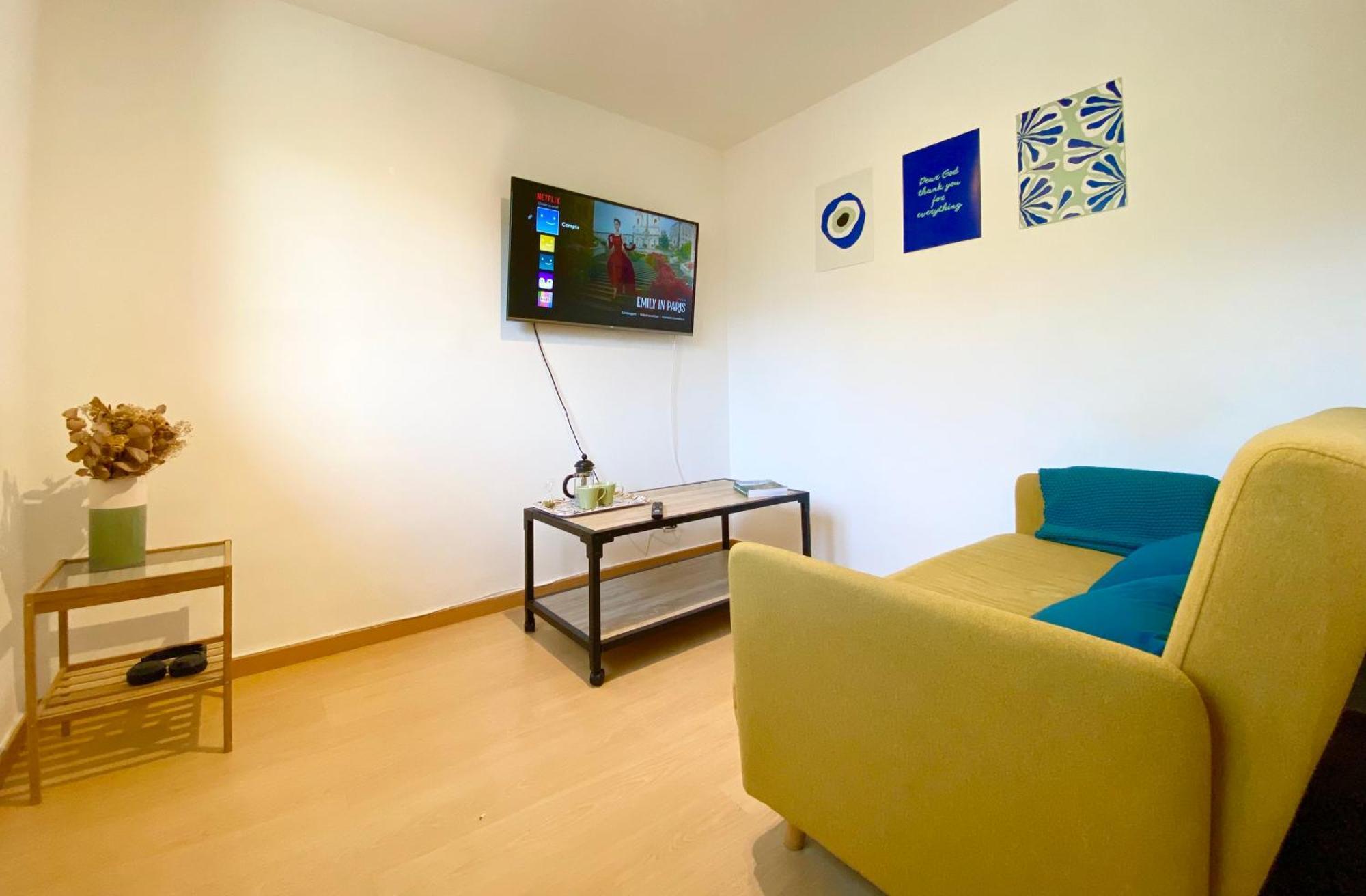 Le Coin Cosy Des 4 Tetes - Balcon - Netflix Appartement